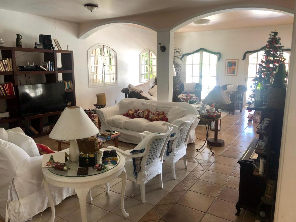 Villa Saint Tropez Cabo Frio Exterior photo