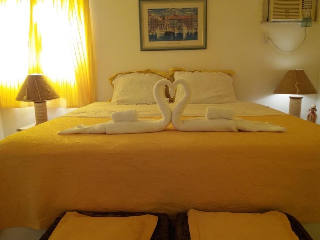 Villa Saint Tropez Cabo Frio Exterior photo
