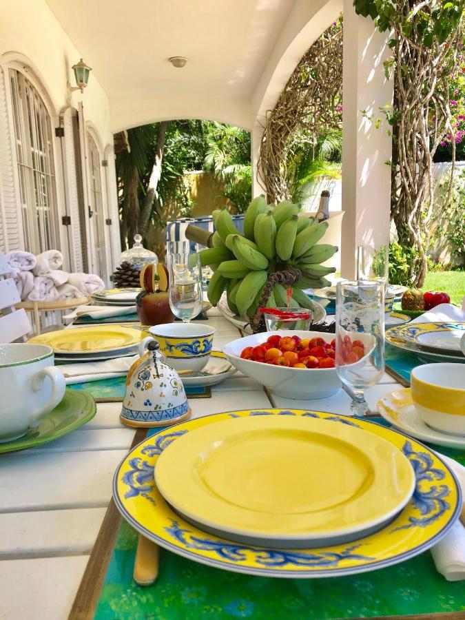 Villa Saint Tropez Cabo Frio Exterior photo